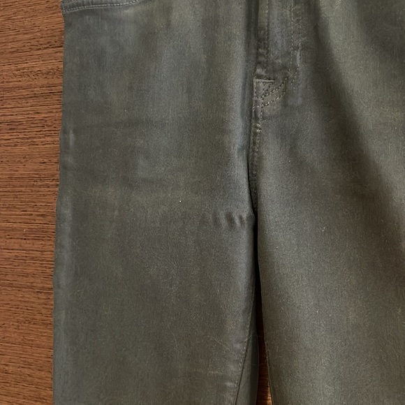 7 For All Mankind Green Waxed jeans ‘24’ - Picture 12 of 15